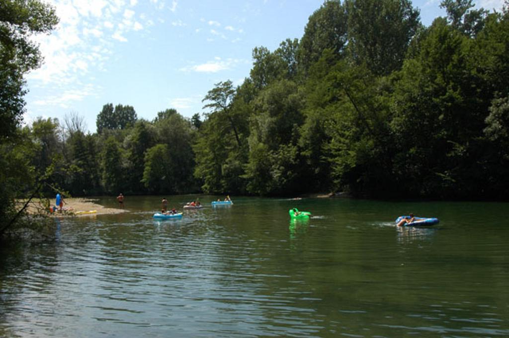 Camping Le Chassezac Sampzon Екстер'єр фото